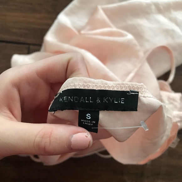 baby pink silk dress kendall and kylie - Picture 4 of 4